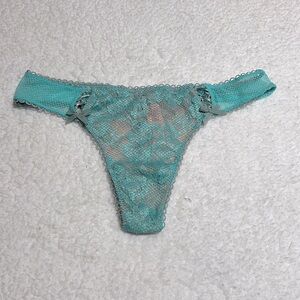 Victoria's Secret Dream Angels Thong Panty Size S/P